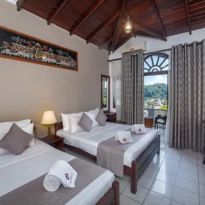 2* Отель Ceyloni Residency
